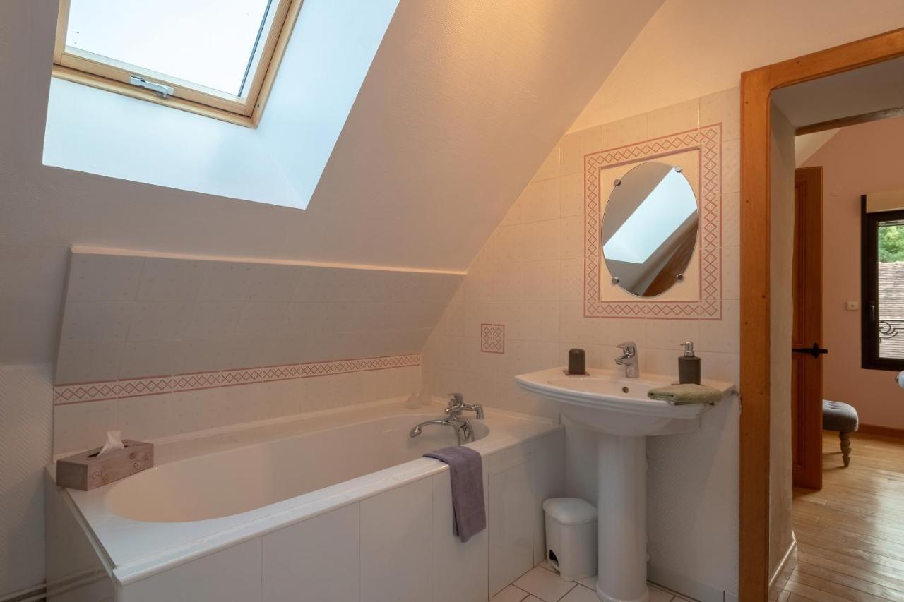 Bed and Breakfast La Croix St Jean Foucheres Экстерьер фото